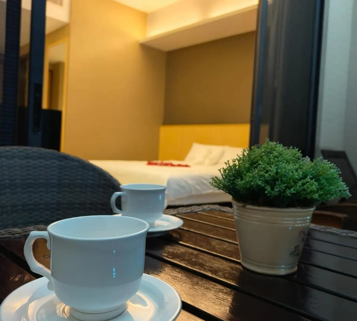 شقة The Pool Suite Premium Room-Jonker ملقا